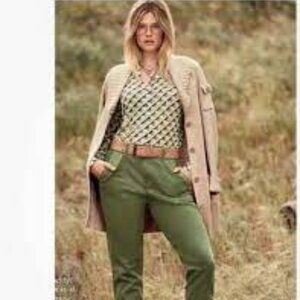 CAbi Compass Olive Green Jogger Pants Size 8✨50% Off Bundles 3+